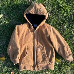 Carhartt kids size 7/8 khaki jacket, great condition!
